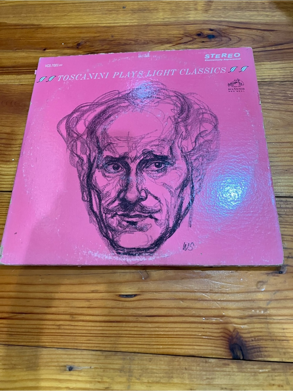 Toscanini Plays Light Classics - Pink Album Cover